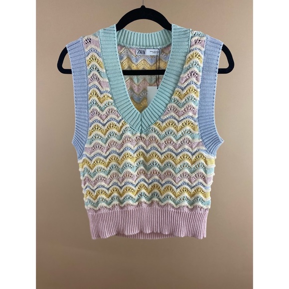 Zara Scalloped Pastel Knit Vest 